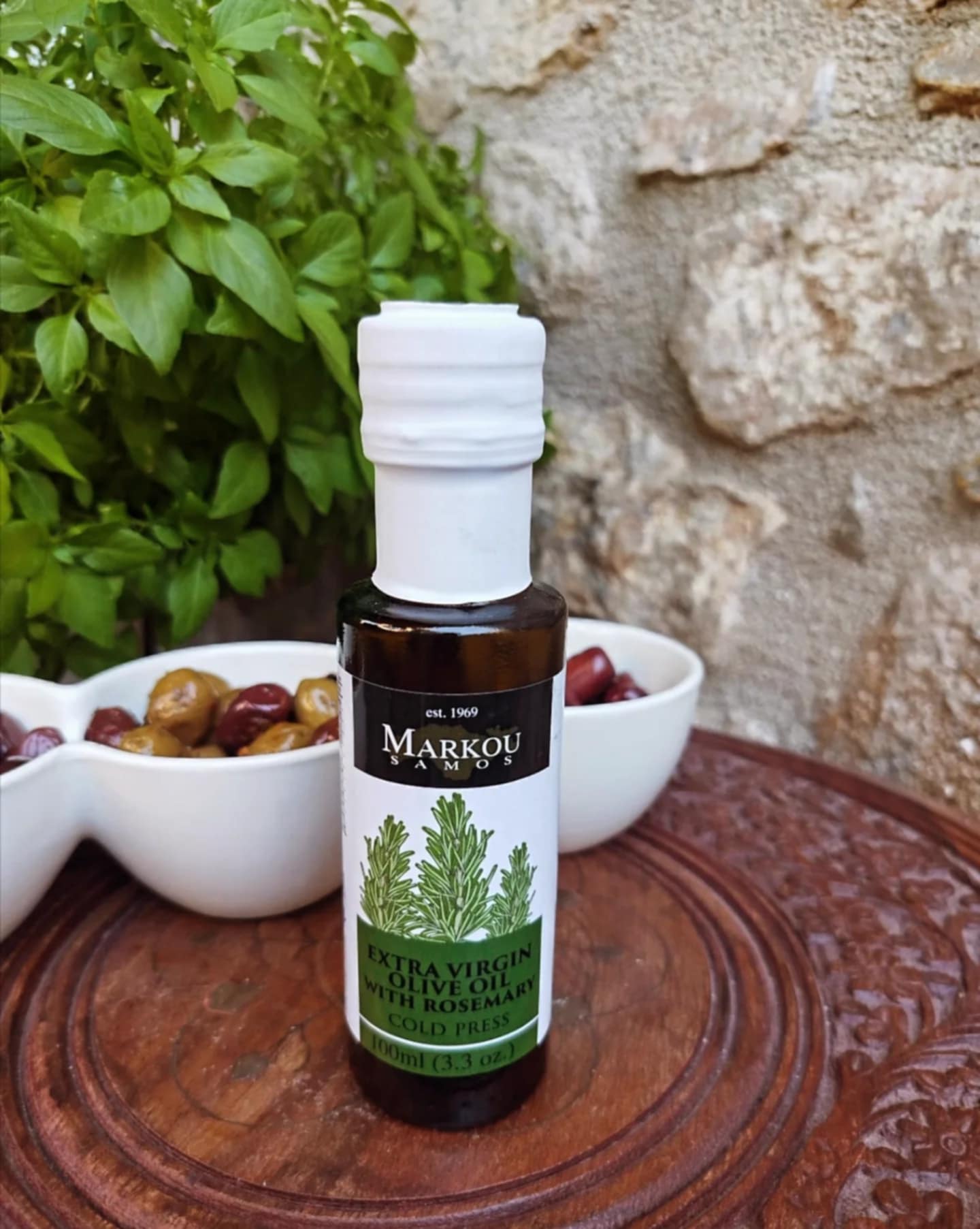 ΕΛΑΙΟΛΑΔΟ ΜΕ ΔΕΝΤΡΟΛΙΒΑΝΟ 100ml