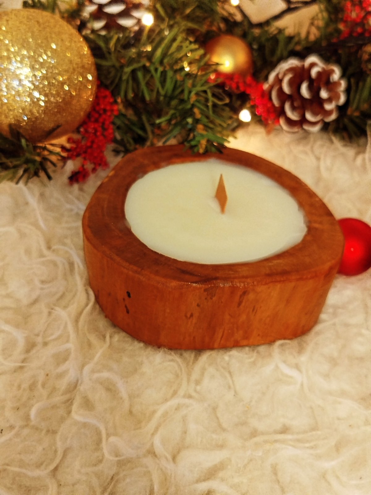 Κερί σε Ξύλο Ελιάς